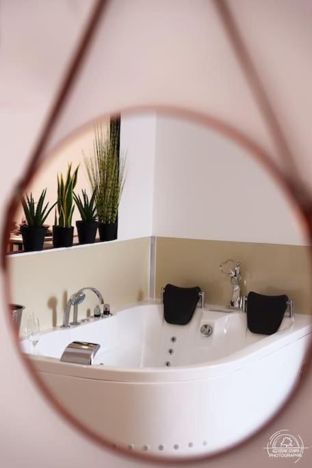 Suite Le Cocoon & Spa By Nancyintimelounge Екстериор снимка